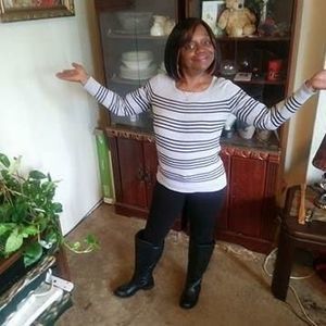 Meet your Posher, Carla